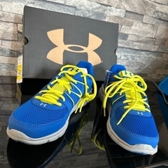 【未使用品！】アンダーアーマー　UNDERARMOUR トレーニングシューズ　27.0cmの画像