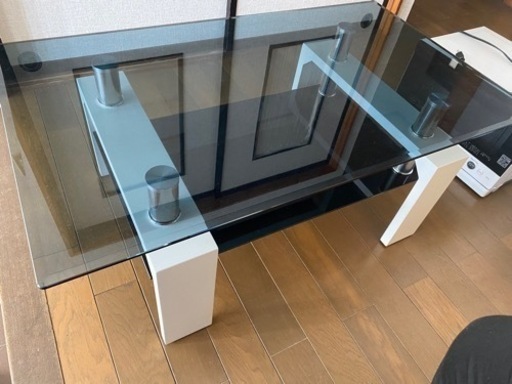 センターテーブル　ガラステーブル