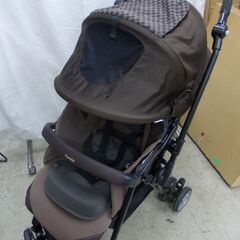 combi コンビベビーカーの画像