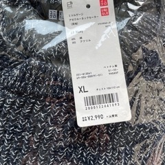 【新品未使用】ユニクロ　アゼクルーネックセーター　XL の画像