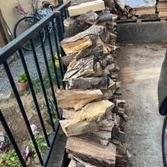 堅木のみの薪　キロ50円SALE❣️の画像