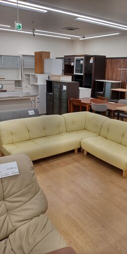 ★ジモティ割あり★  5人掛けソファ 黄色 クリーニング済み SJ1644