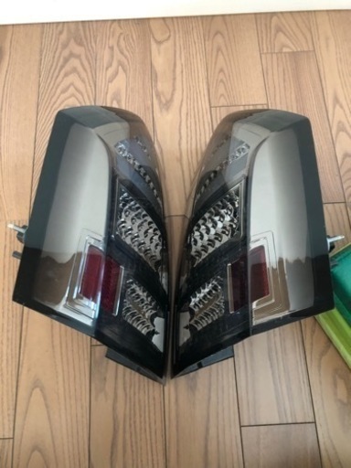 クライスラー300C LEDテールランプ(中古)