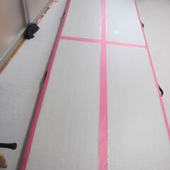 体操 マット 　エアーマット　 折り畳み可能 　電動エアーポンプ付き　 自宅用 トレーニング　ストレッチ　ヨガなどの画像