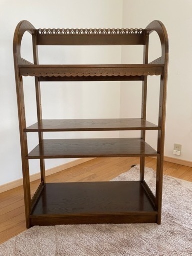 棚　東武にて購入 元値75,000円です。 本棚 収納　木製