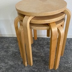 差し上げます　イケア　丸椅子　3つセット