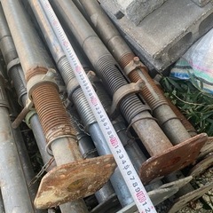 建築　型枠　中古サポート残り３本（ポスト）の画像