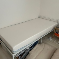 [取りに来てくださる方]ニトリ　ベッドフレーム&マットレス　シングル