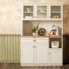 5月10日迄の出品。クリチコ ビーカンパニー 北欧風キッチン