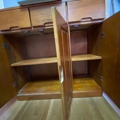 書類収納棚の画像