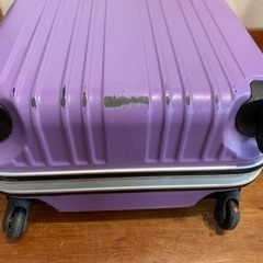 キャリーケースの画像
