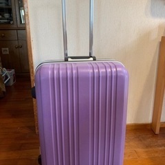 キャリーケースの画像