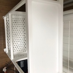 キャスター付き　プラスチックラック（3段）の画像