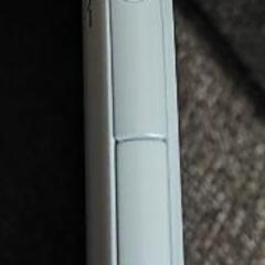 docomoラクラクスマートフォン F-42A　(ホワイト)の画像