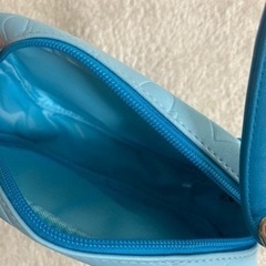 ハンドバック　水色　女の子の画像