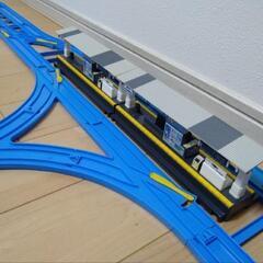 プラレール　自動乗り換え駅　複線レイアウトセットの画像