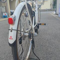 電動アシスト自転車　ヤマハPAS　ami  白　26インチ　バッテリー8.7ah 充電器付き　オプション品あり！の画像