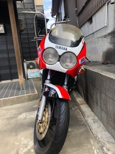 ヤマハ FZR250