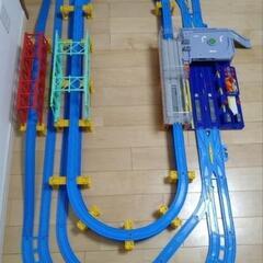 プラレール　今日からぼくが駅長さん！ガチャッと！アクションステーション セットの画像