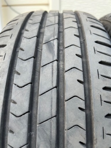 ブリジストン エコピアNH100 215/45R17 5分山ぐらい