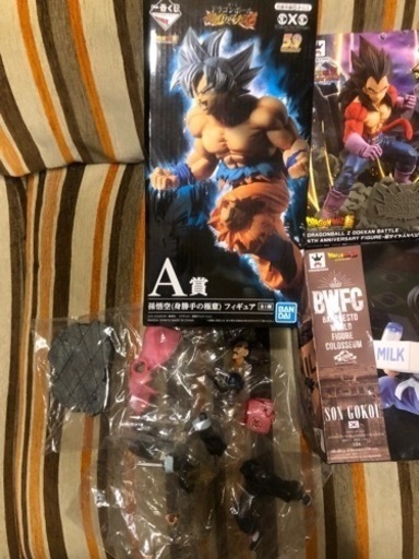 ドラゴンボール　フィギュア　美品　DRAGON BALL 悟空　ブルマ　ベジータ　桃白白　セット