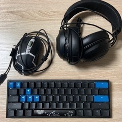 ゲーミングパソコン　＋イヤフォンなど　箱付きの画像