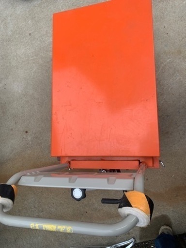 油圧昇降式台車　リフトテーブル