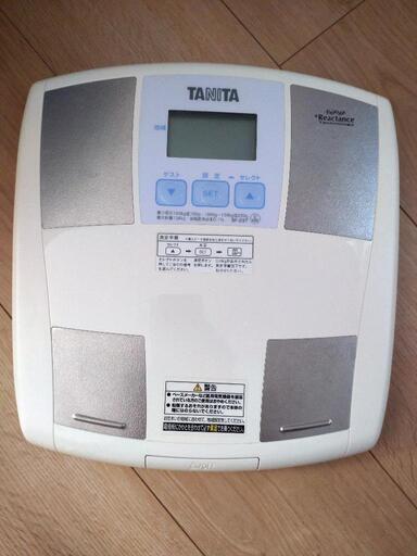 【更に値引きしました！】タニタ体重計　体組成計