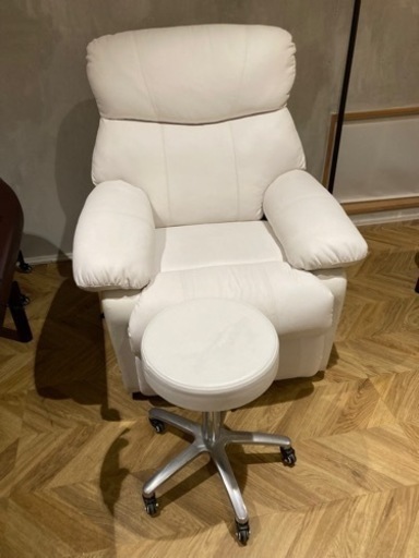 美品！電動リクライニングソファー