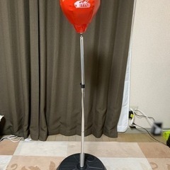 パンチングマシーン　サンドバッグ