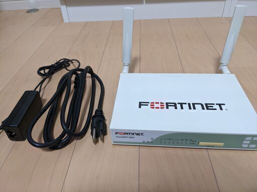 無線LANファイアウォール　FortiWiFi 60C