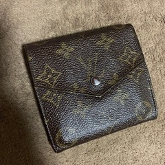 LOUIS VUITTON 財布