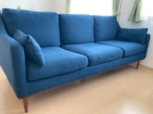 ［決まりました☺︎］３人掛けソファ