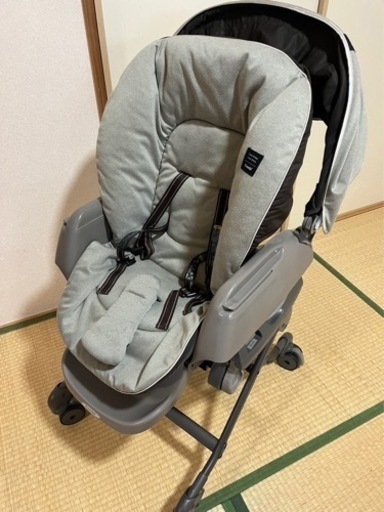 コンビ　ネムリラAUTO SWING BEDi ドーム EG