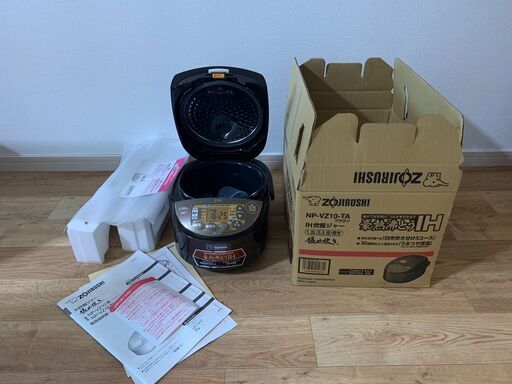 【中古】象印 5.5合 炊飯器 IH式 極め炊き 黒まる厚釜 NP-VZ10-TA
