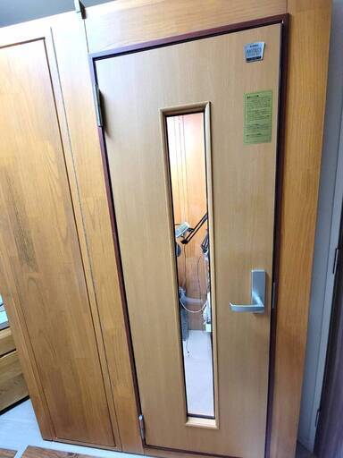 (設置費込み)中古防音室(-35db)!! アビテックス0.8畳!!個人練習、配信、テレワーク、レコーディング等