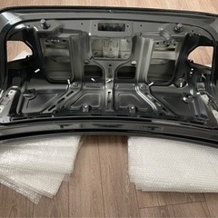BMW F80 F82 F30 rear trunk lid  リアトランクリッド　中古の画像