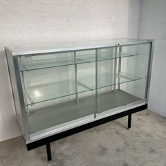 ガラス棚/ショーケース/店舗什器/ディスプレイ