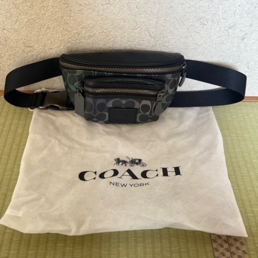 コーチ　レザー　ボディーバック