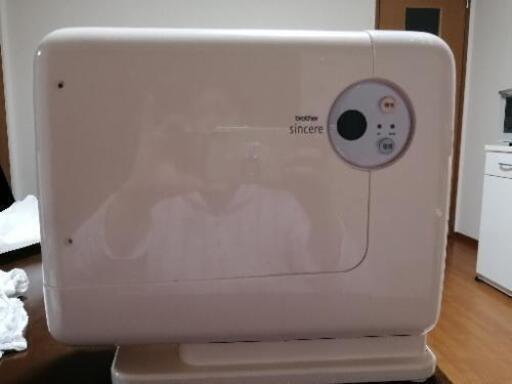 お値下げ！コンパクトミシン
