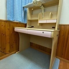 勉強机の画像