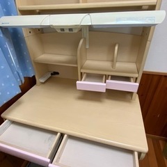 勉強机の画像