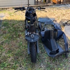 アドレスV100 レストア中の画像