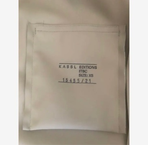 Kassl Editions オリジナルラバーコート
