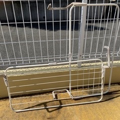 イケアのベランダ用物干し2個