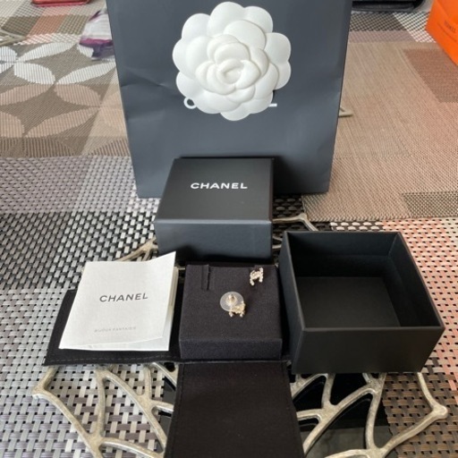CHANELピアス