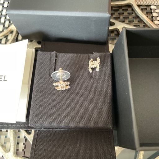 CHANELピアス