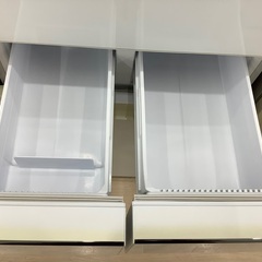 4ドア冷蔵庫のご紹介です 4ドア冷蔵庫のご紹介です