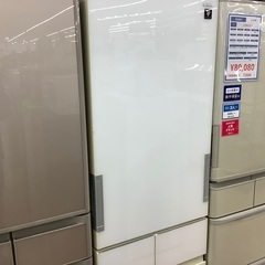 4ドア冷蔵庫のご紹介です