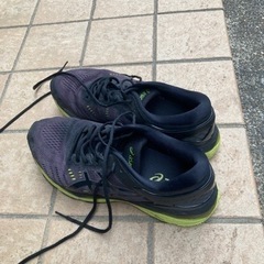 アシックス　ゲルカヤノ24 中古